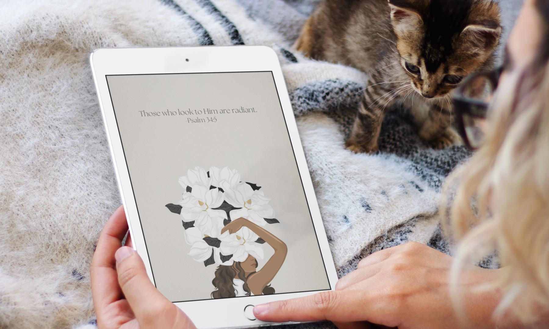 Chic Beige Christian Wallpaper with Bible Verse for PC and Phone Tablet